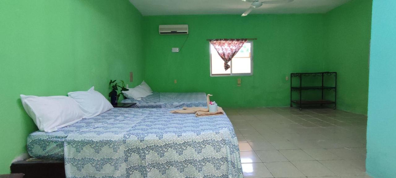 Villas Del Carmen Hostal Palenque Eksteriør billede